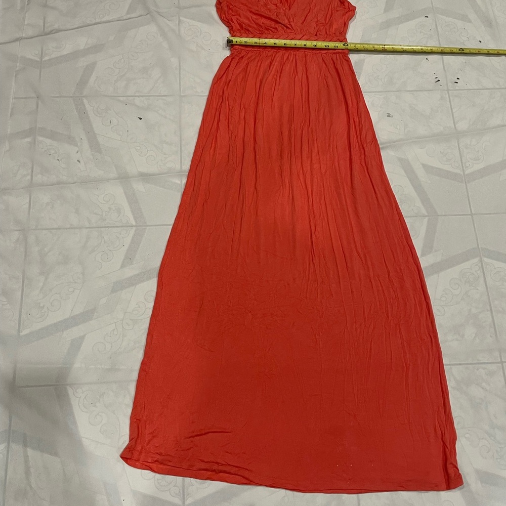 Elegant Sleeveless Red Dress